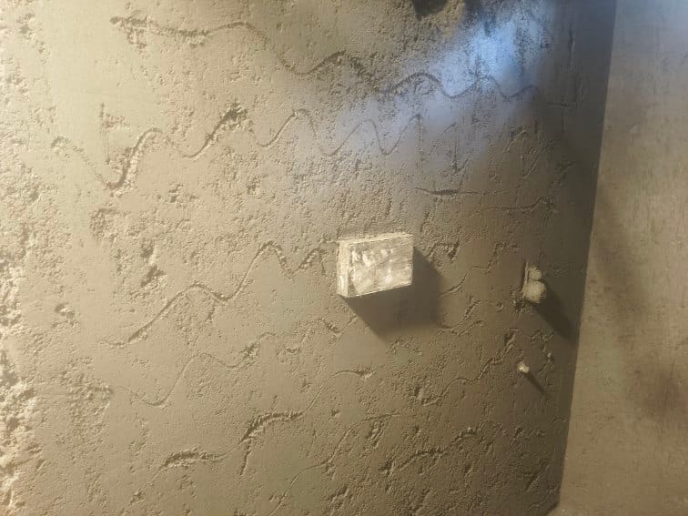 Tile Se Pehle Sahi Plaster Kyon Zaroori Hai?